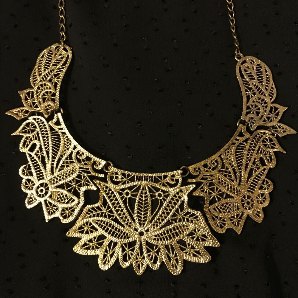 H&M goldtone filigree statement bib necklace
